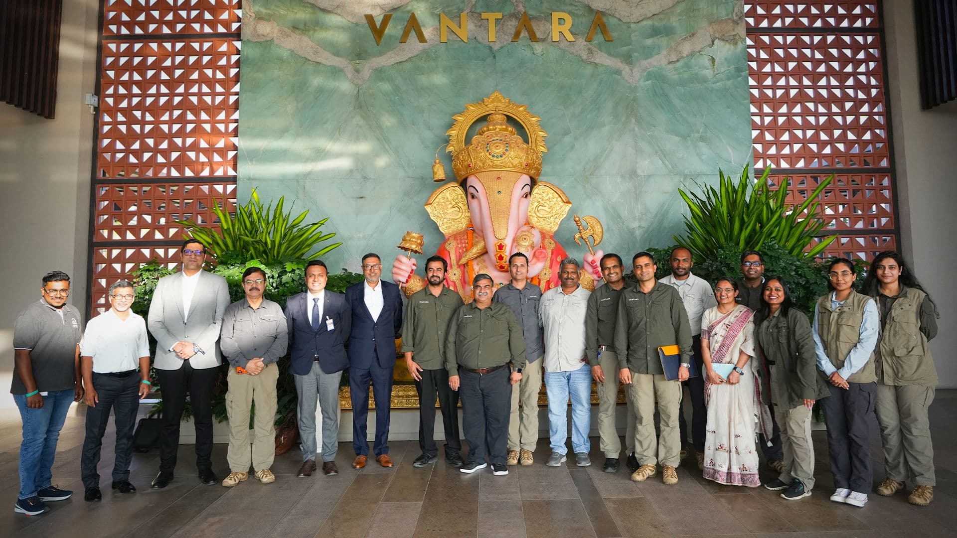 Experts Review Wildlife–Railway Collision Risks, Recommend Multi-Layer Safety Solutions